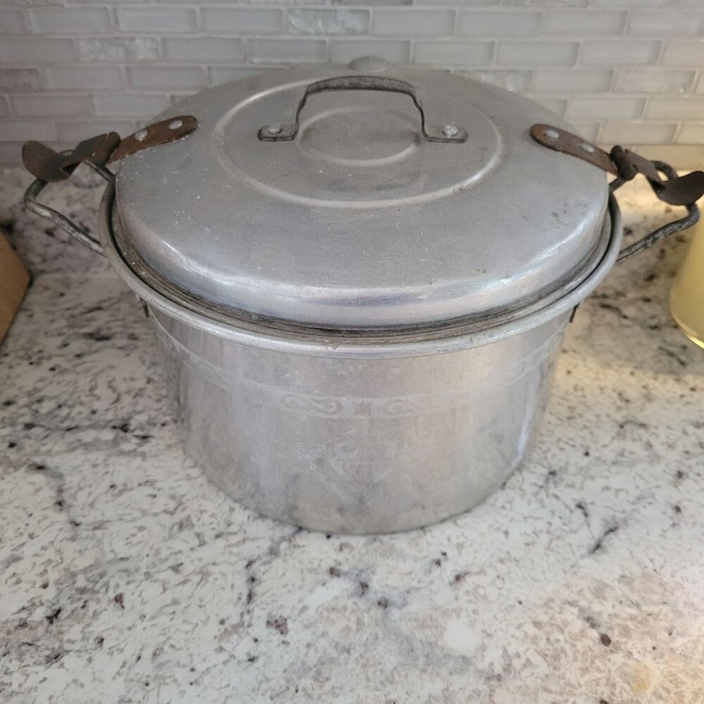Vintage Pure Aluminum Camping Cook Pot With Lid & Handles Made In USA